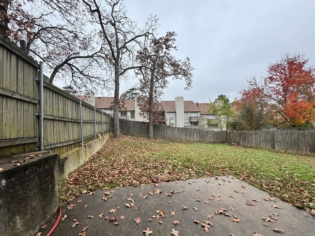 Building Photo - 4217 Aberdeen Dr