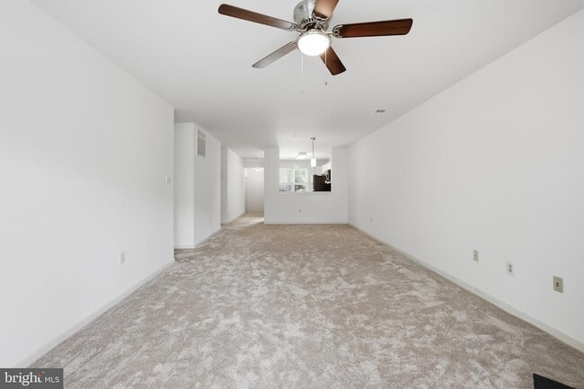 Building Photo - 2844 Yarling Ct