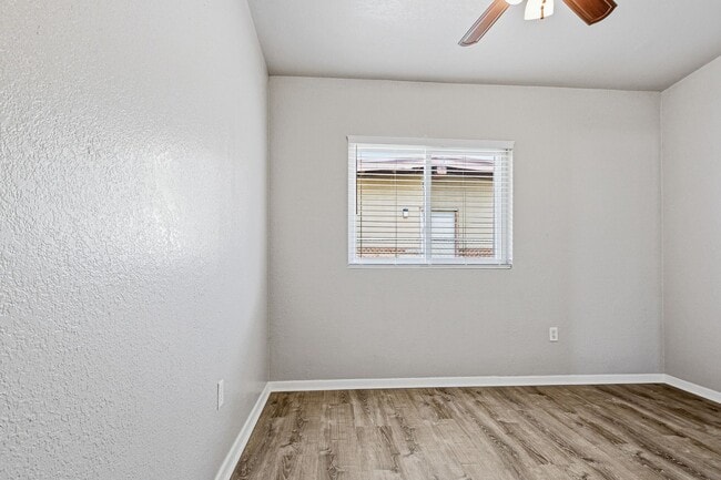 Building Photo - Super Cute 3 Bedroom 2 Bath Home!