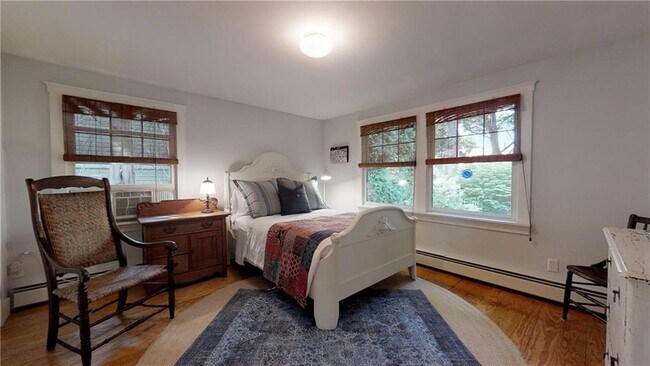 Building Photo - 95 Wood Ln