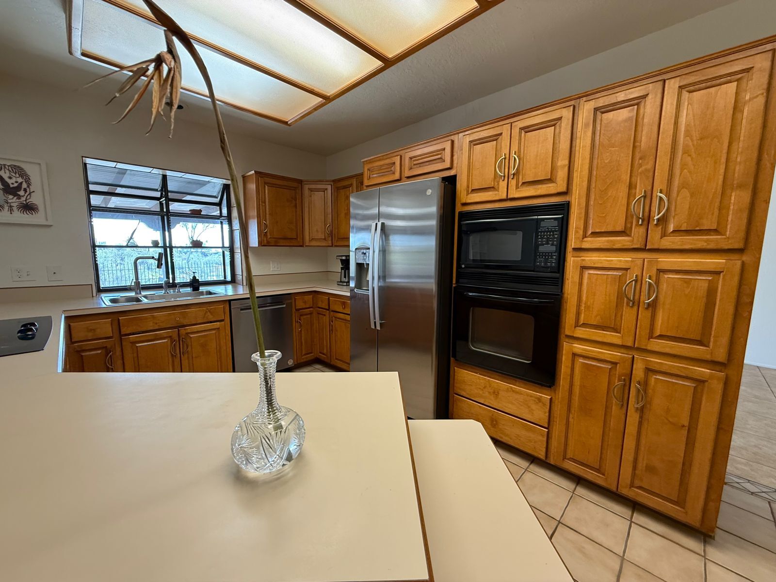 Building Photo - 1402 E Big Rock Rd