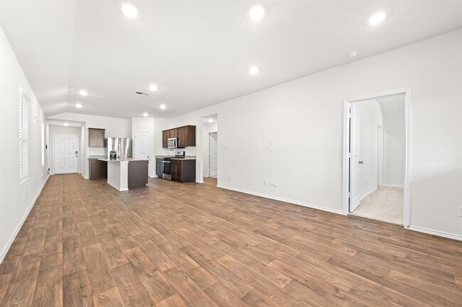 Building Photo - 412 Sickle Lp