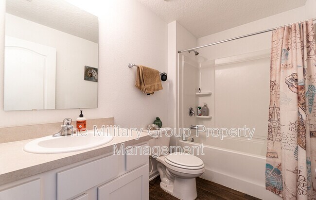 Building Photo - 48 Encanto Wy
