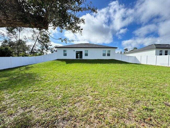 Building Photo - 3137 SW 127th Lane Rd