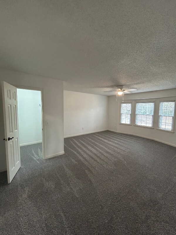 Building Photo - 3016 Weatherby Ct