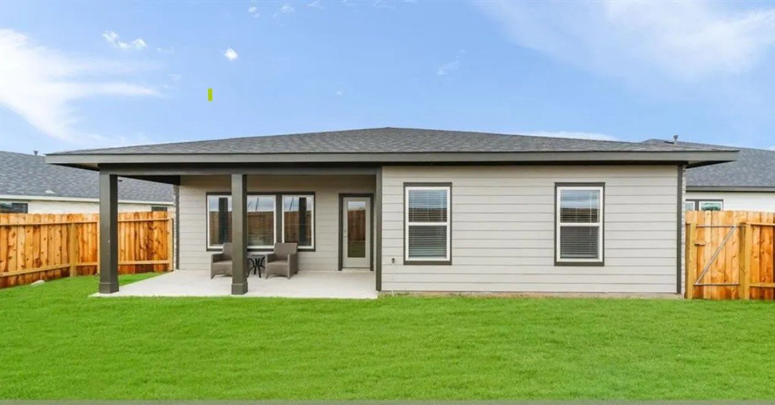 Building Photo - 8043 House bank Ln