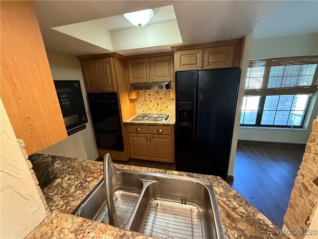 Building Photo - 3632 N Honeylocust Dr