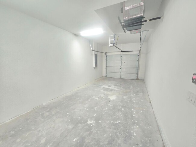 Building Photo - BRAND NEW THREE BEDROOM, 2 BATH, 1 CAR GAR...