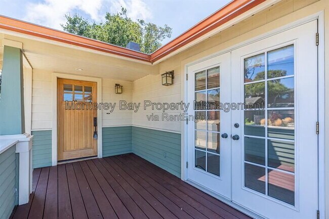 Building Photo - 414 Monterey Ave