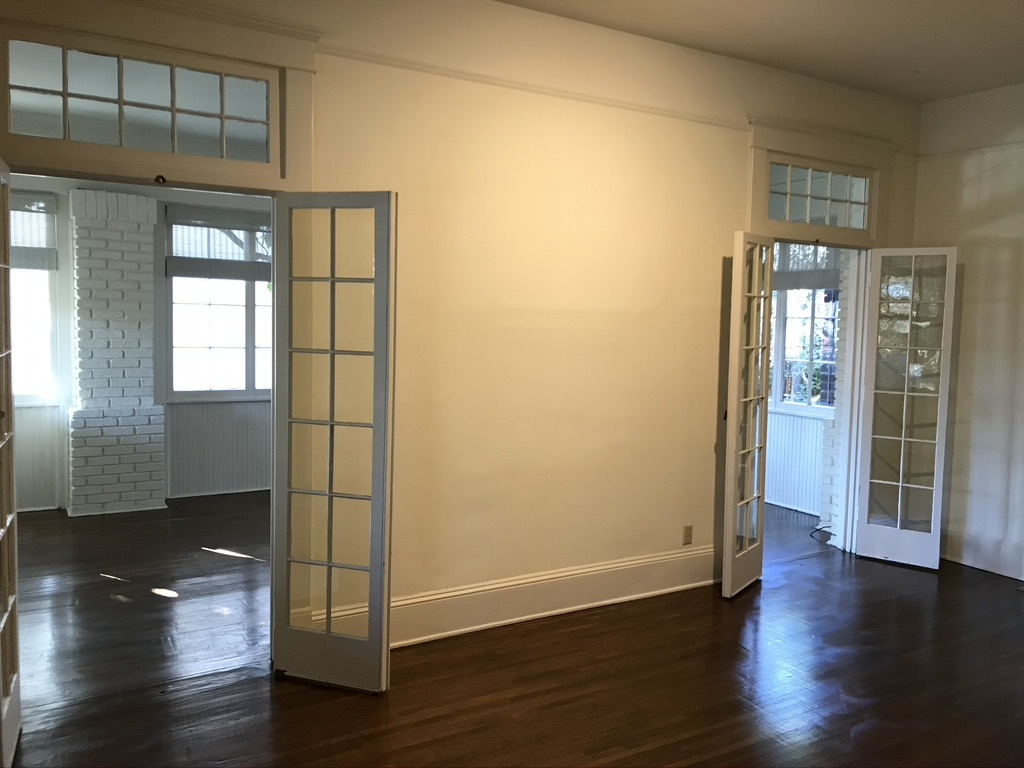 Living Room into SunRoom - 18 Avery Dr NE