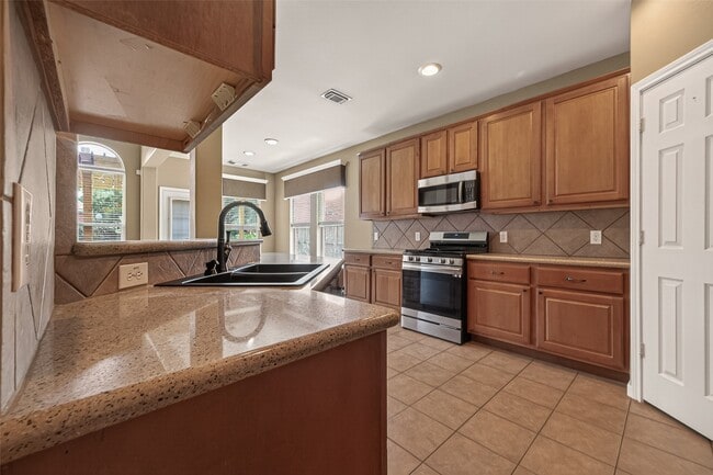 Building Photo - 4702 Autumn Orchard Ln