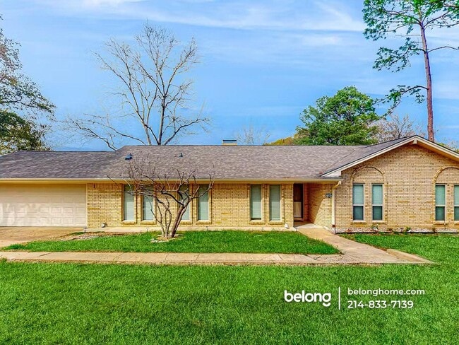 Building Photo - 144 Sunset Dr