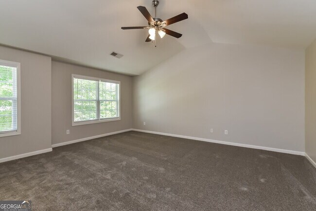 Building Photo - 6695 White Walnut Way