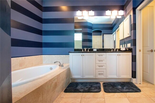 Building Photo - 4940 Tobermory Way