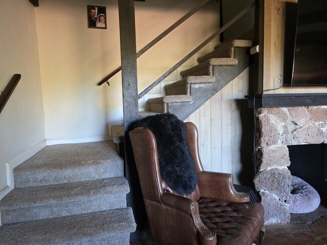 Building Photo - 5040 Wilson Hill Rd