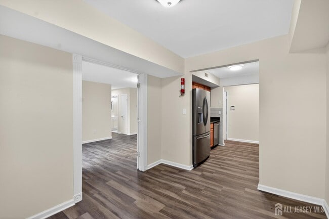 Building Photo - 111 Keystone Ct