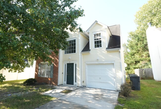 Primary Photo - A large spacious home in Charlotte - Pet f...