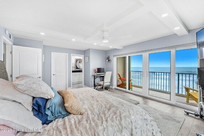 Building Photo - Indialantic Oceanfront Escape Awaits!