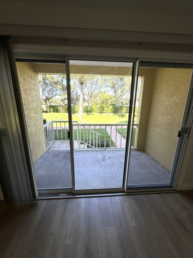 Building Photo - TIERRA VERDE - Updated Unfurn. Annual - 3 ...