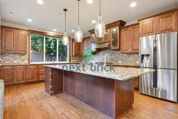 Building Photo - 5 BED & 4.5 BATH FOR RENT