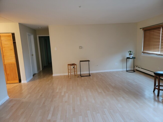 Building Photo - 420 Home Ave