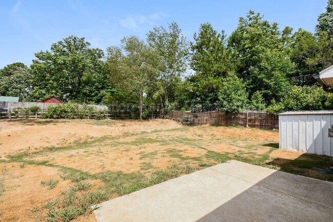 Building Photo - 20 Susie Creek Ln