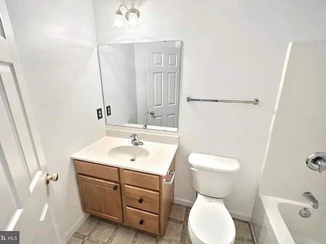 Building Photo - 1193 Ledge Dr