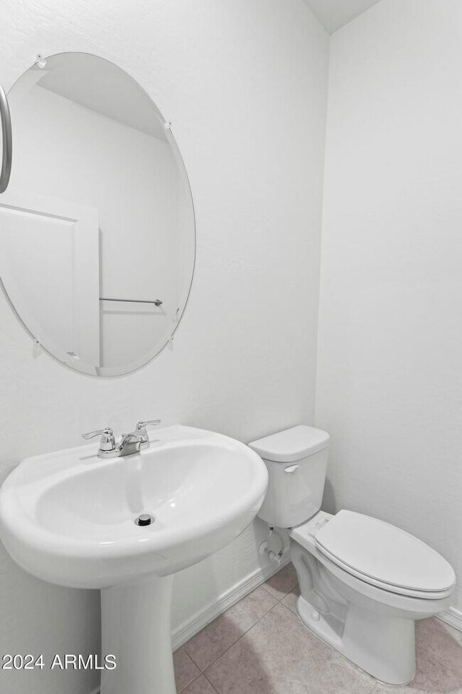 Building Photo - 9637 W Agora Ln