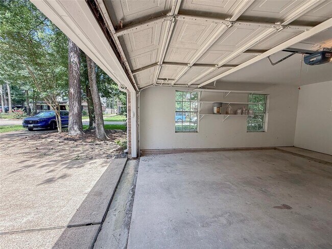 Building Photo - 150 Rushwing Pl