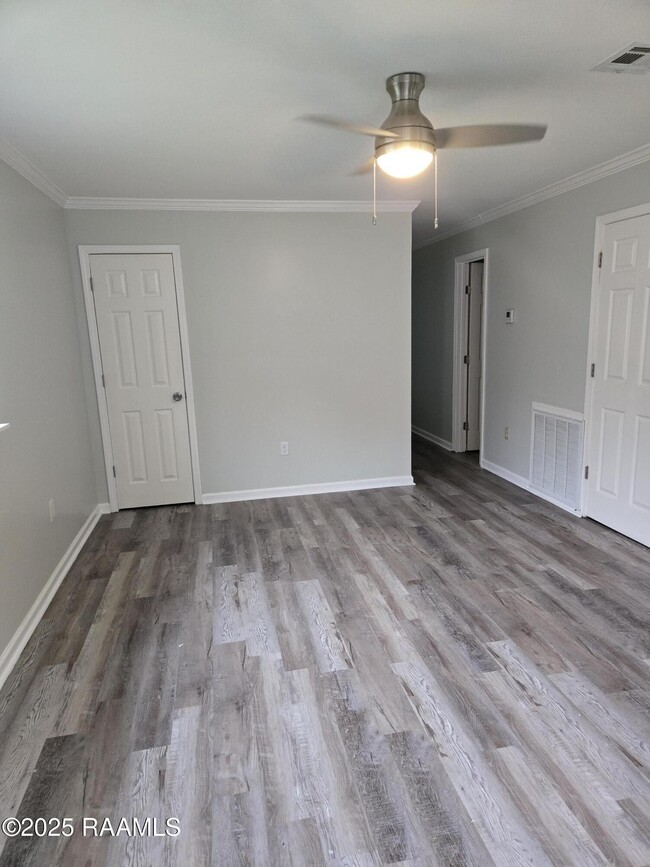 Building Photo - 1137 Madeline Ave