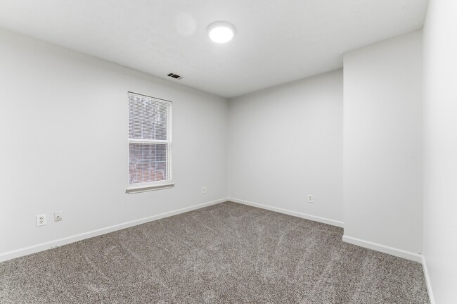 Building Photo - 4814 Bob White Run