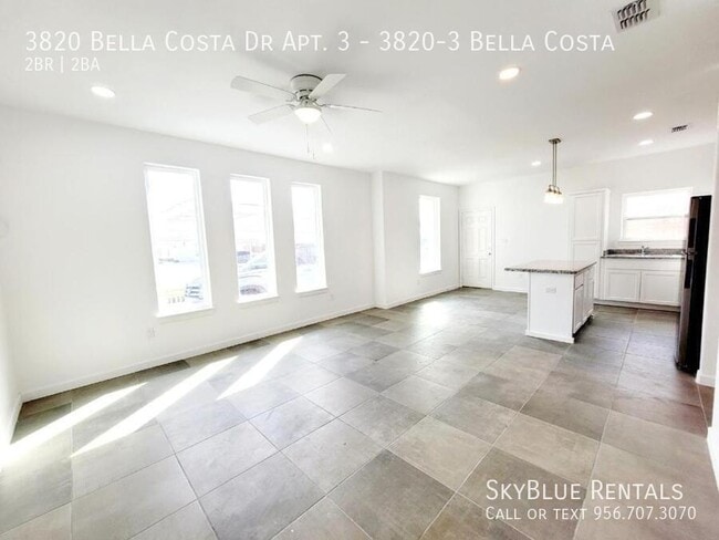 Building Photo - 3820 Bella Costa Dr