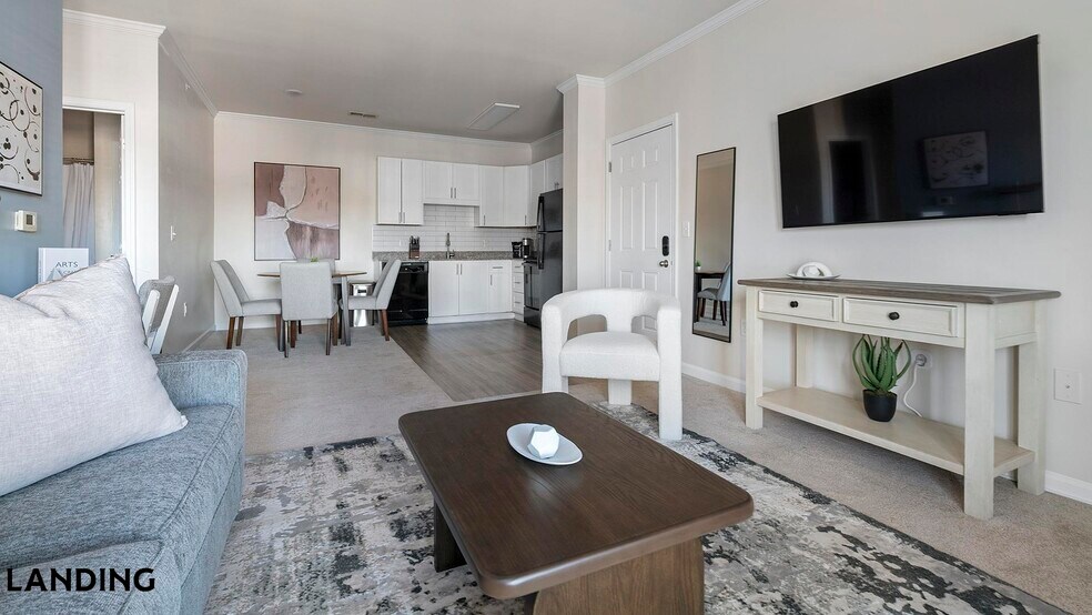 Building Photo - 9015 Kings Grant Dr