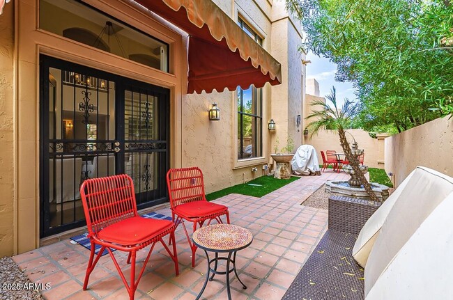 Building Photo - 8602 E Vista Del Lago