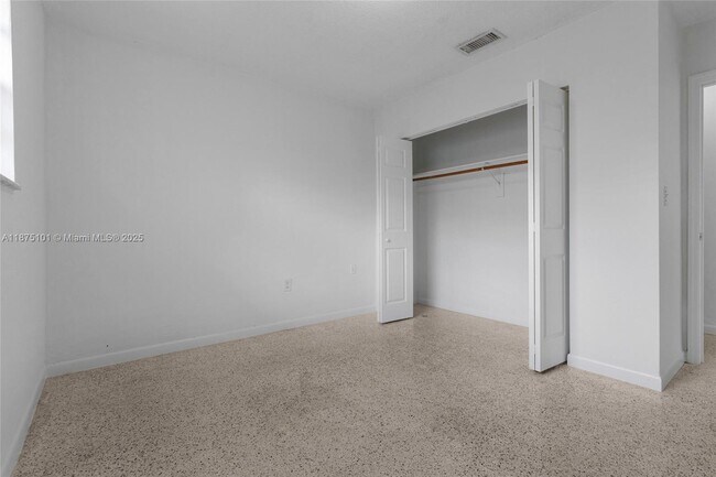 Building Photo - 3269 SW 23rd St