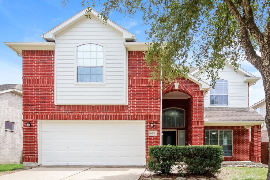 Primary Photo - 13707 Broad Oaks Ln