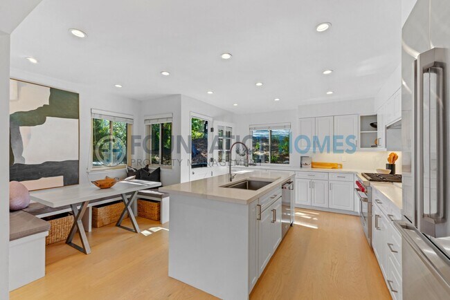 Building Photo - Gated Tiburon Bayfront Estate | Sweeping Bay Views & Pool - FOUNDATION