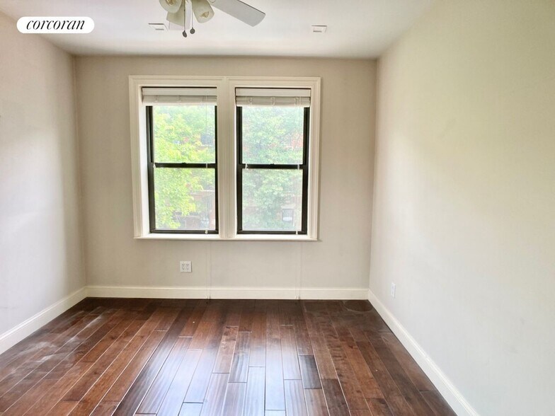 Building Photo - 478 17th St