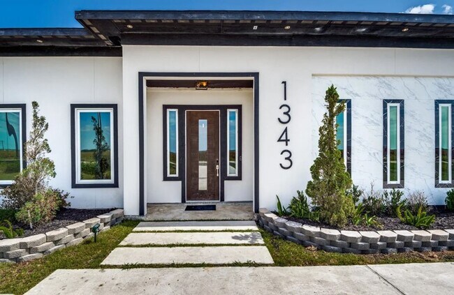 Building Photo - Rent to Own