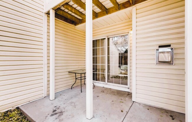 Building Photo - 17293 E Ford Dr