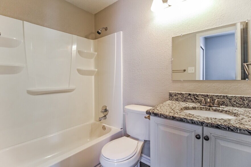 Building Photo - 1517 Caplin Dr