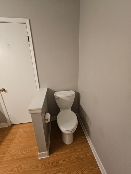 Building Photo - 26 Rumson Ct SE
