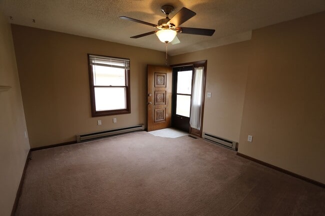 Building Photo - 1513 S 8th St