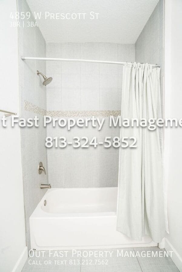 Building Photo - 4859 W Prescott St