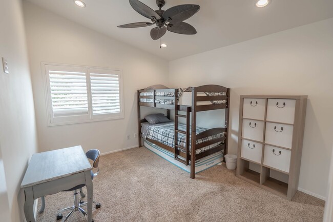 Building Photo - Fully Furnished 3 Bedroom Home for Rent in...