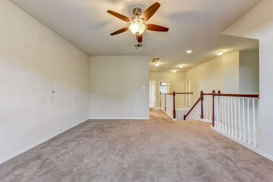 Building Photo - 11400 W Parmer Ln