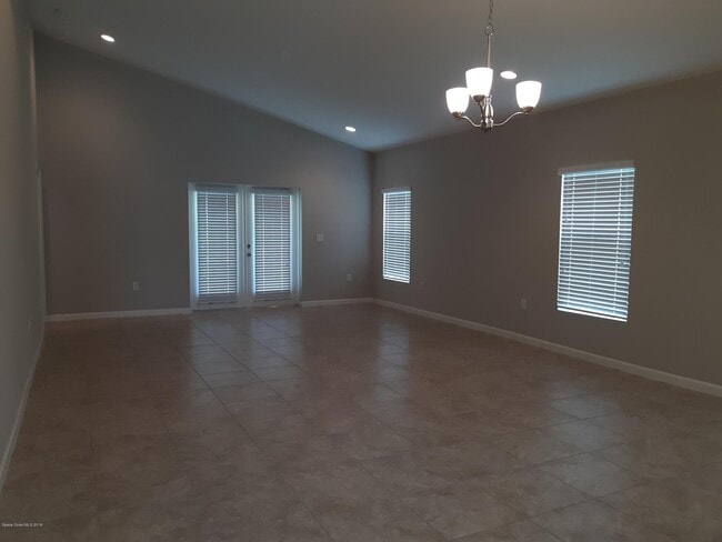 Building Photo - 4165 Harvest Cir