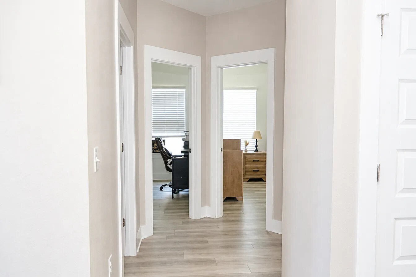 Building Photo - 3679 Applewood Dr