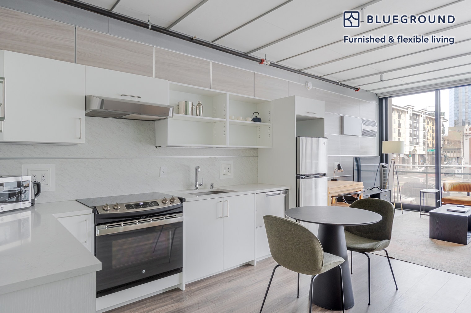 Building Photo - 303 Battery St