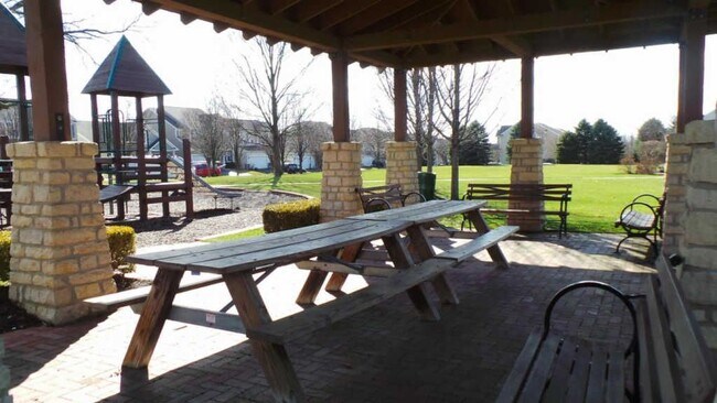 Building Photo - 6337 Chetti Dr